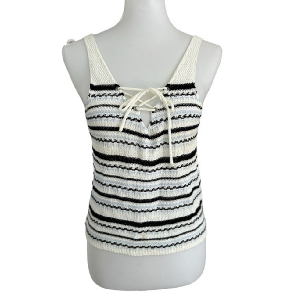 Atmosphere crochet lace front cropped tank top